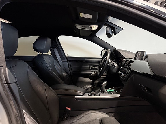 BMW 430i 16 of 30
