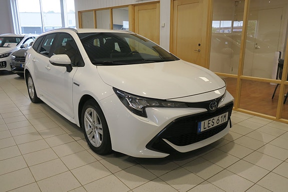 Toyota Corolla 2 of 14