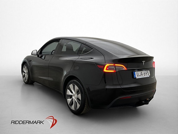 Tesla Model Y 6 of 30