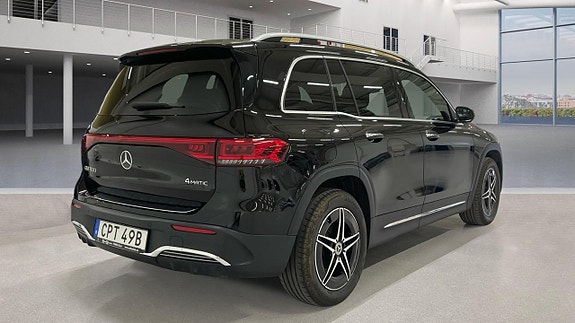 Mercedes-Benz EQB300 5 of 8