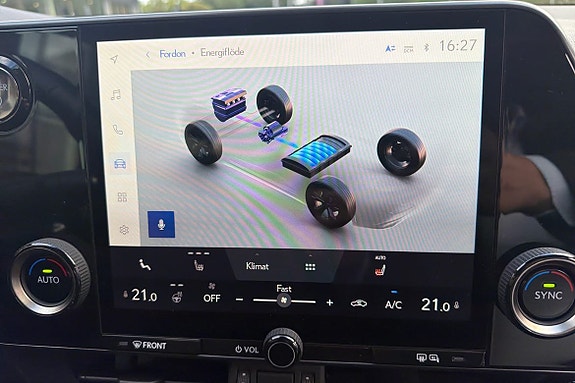 Lexus NX350h 12 of 23