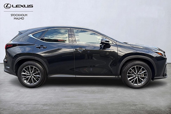 Lexus NX350h 4 of 23