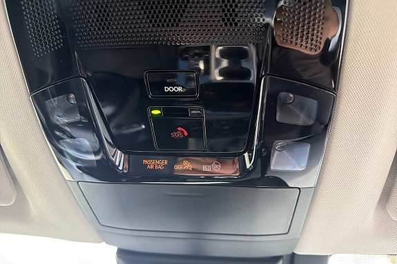Lexus NX350h 17 of 23