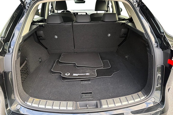 Lexus NX350h 19 of 23
