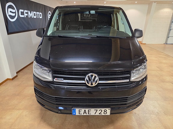 Volkswagen Transporter 2 of 15