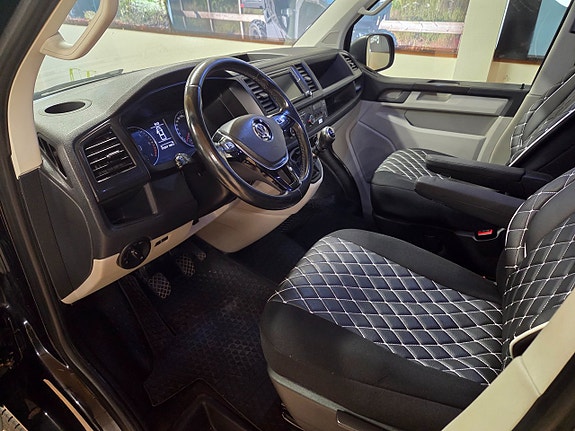 Volkswagen Transporter 14 of 15
