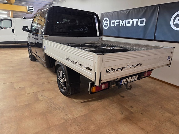 Volkswagen Transporter 3 of 15
