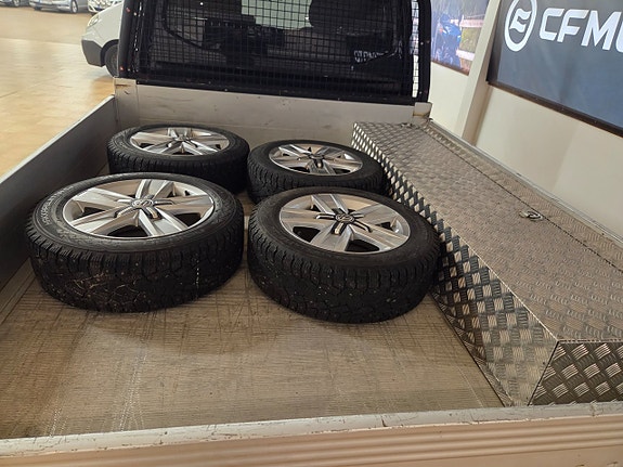 Volkswagen Transporter 5 of 15