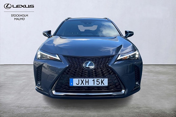 Lexus UX250h 5 of 26