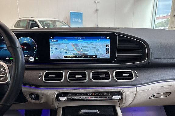 Mercedes-Benz GLE350 de 18 of 30