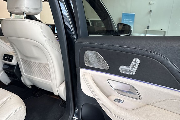 Mercedes-Benz GLE350 de 11 of 30