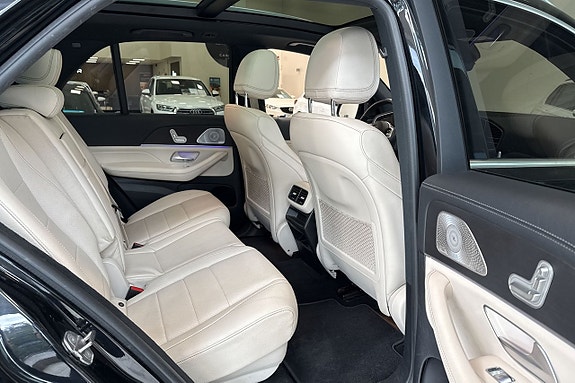 Mercedes-Benz GLE350 de 10 of 30