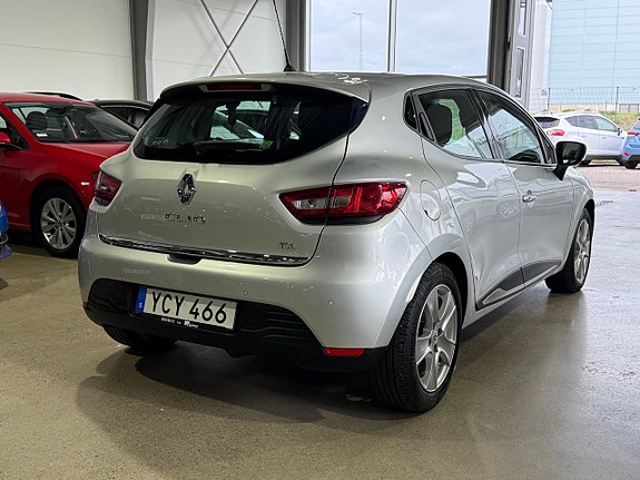 Renault Clio 9 of 26