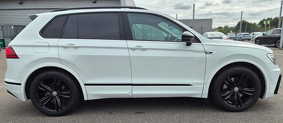 Volkswagen Tiguan 3 of 6