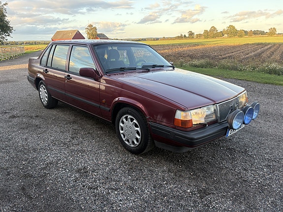 Volvo 940 3 of 7
