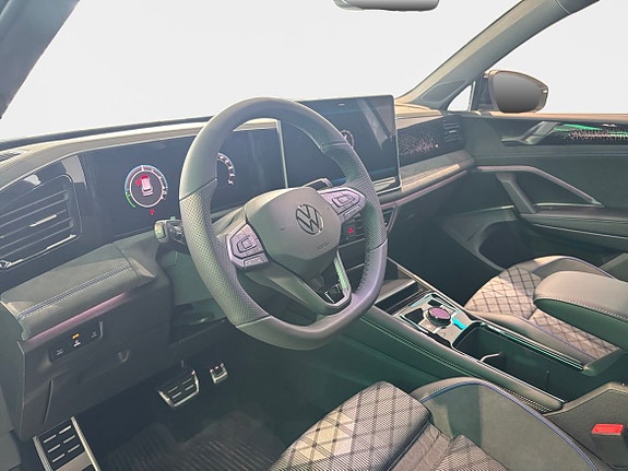 Volkswagen Tiguan 13 of 18