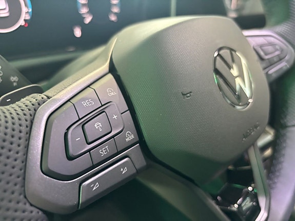 Volkswagen Tiguan 15 of 18