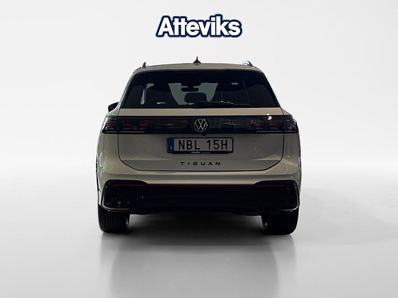 Volkswagen Tiguan 5 of 18