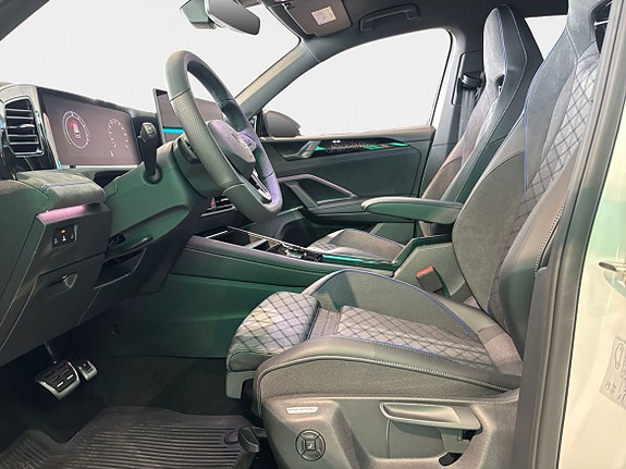 Volkswagen Tiguan 14 of 18