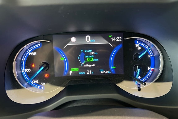 Toyota RAV4 16 of 23