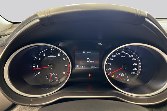 Kia Ceed 9 of 16