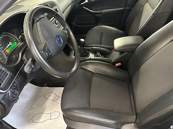 Saab 9-3 9 of 12