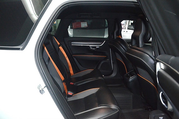 Volvo V90 Cross Country 9 of 27