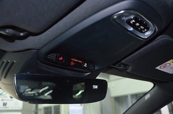 Volvo V90 Cross Country 21 of 27
