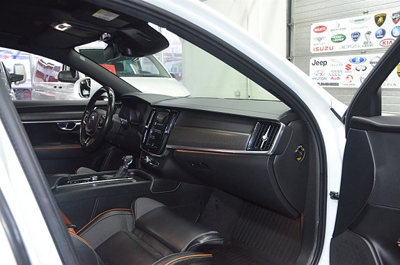 Volvo V90 Cross Country 7 of 27