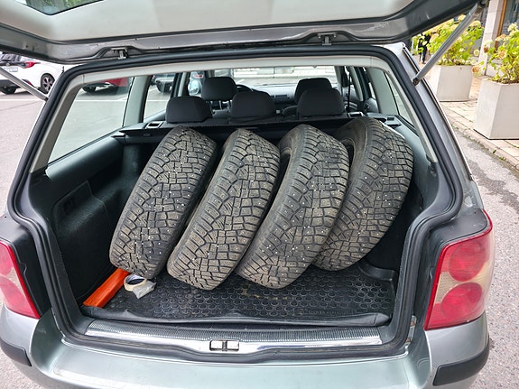 Volkswagen Passat 4 of 5