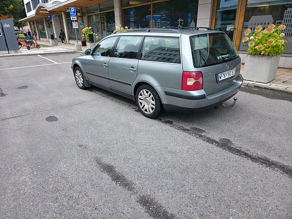 Volkswagen Passat 5 of 5
