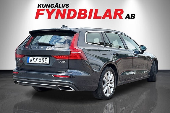Volvo V60 4 of 12