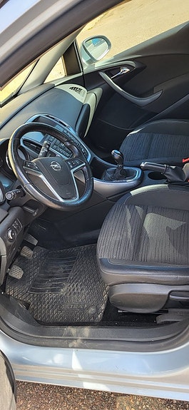 Opel Astra 5 of 12