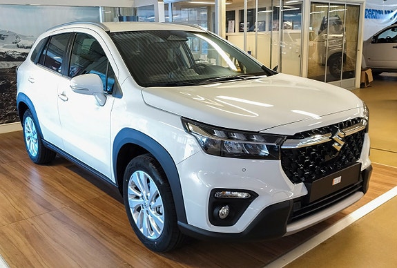 Suzuki S-Cross 6 of 7