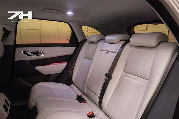 Land Rover Range Rover Velar 19 of 22