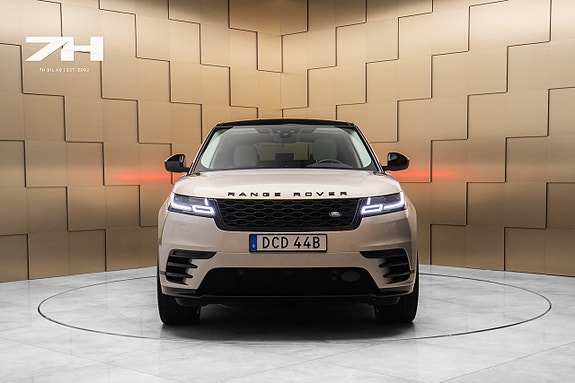 Land Rover Range Rover Velar 8 of 22