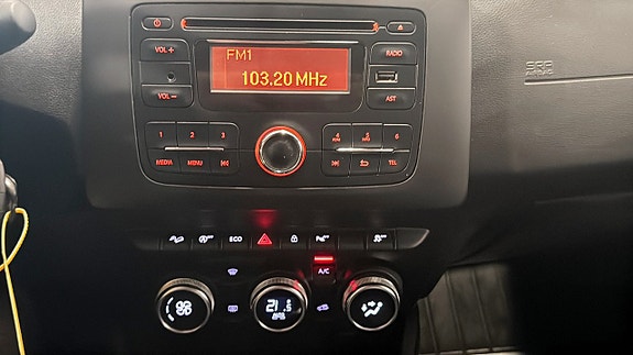 Dacia Duster 10 of 12