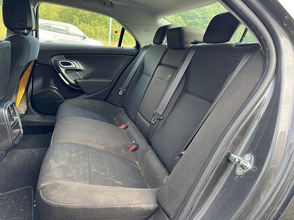 Saab 9-5 8 of 13