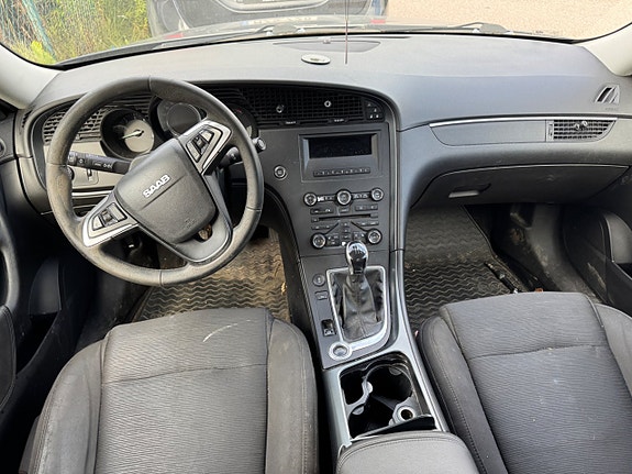 Saab 9-5 11 of 13