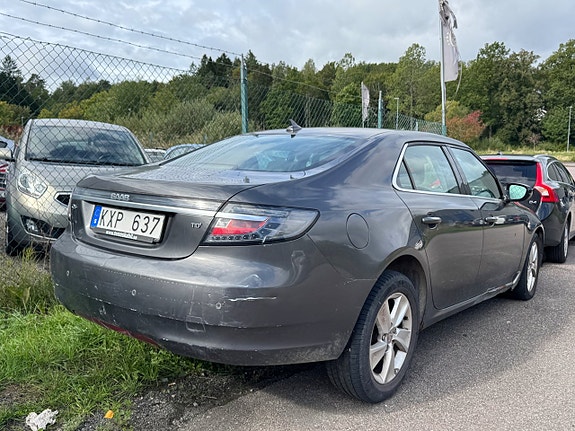 Saab 9-5 4 of 13