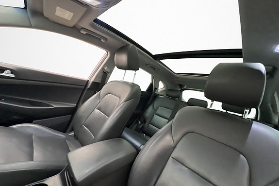 Hyundai Tucson 12 of 30