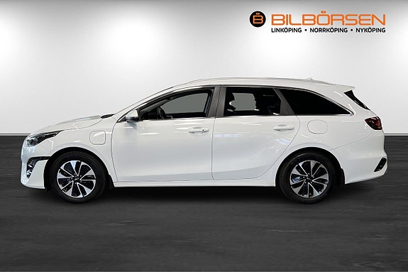 Kia Ceed 4 of 15