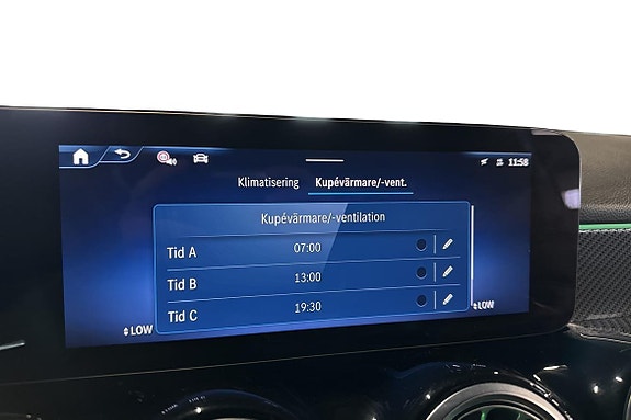 Mercedes-Benz GLB200 26 of 27