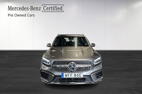 Mercedes-Benz GLB200 15 of 27
