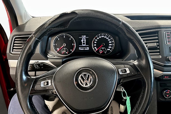 Volkswagen Amarok 6 of 6
