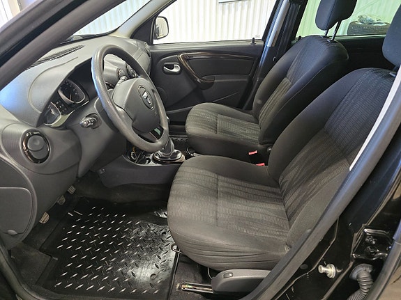 Dacia Duster 13 of 23