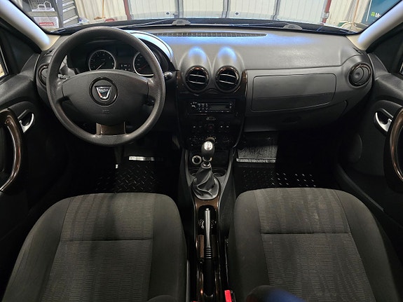 Dacia Duster 14 of 23
