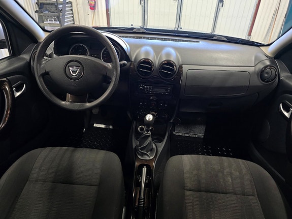 Dacia Duster 11 of 23
