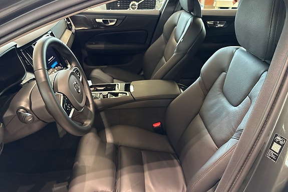 Volvo V60 22 of 30
