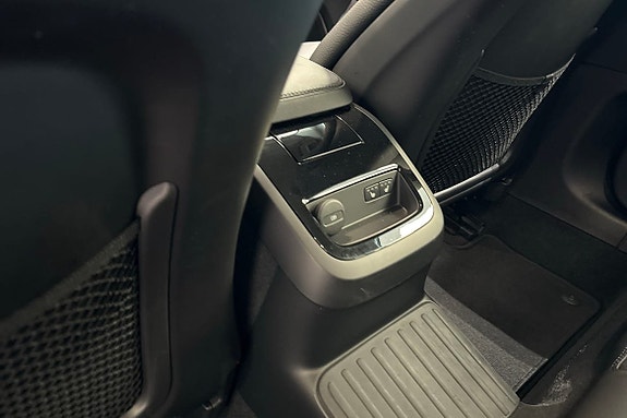 Volvo V60 17 of 30